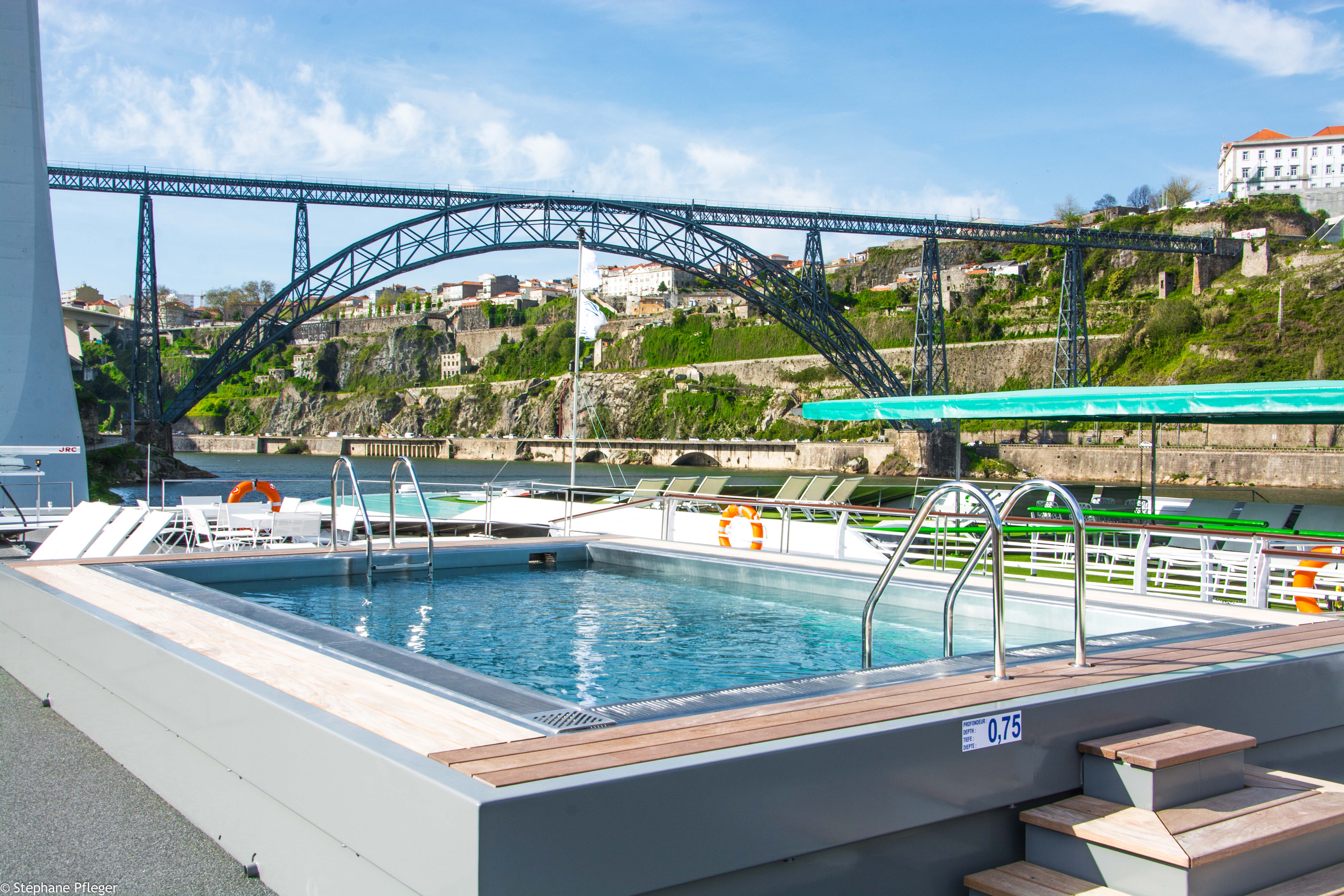 CroisiEurope MS Miguel Torga Pool.jpg